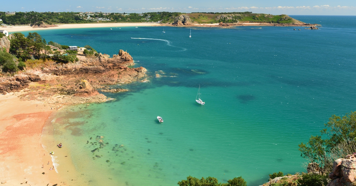 Grand Holiday UK Coach